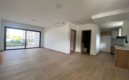 Apartamento Exclusivo en Sausalito: Estilo, Confort y Beneficios cerca de la Playa en el Cortecito Bavaro